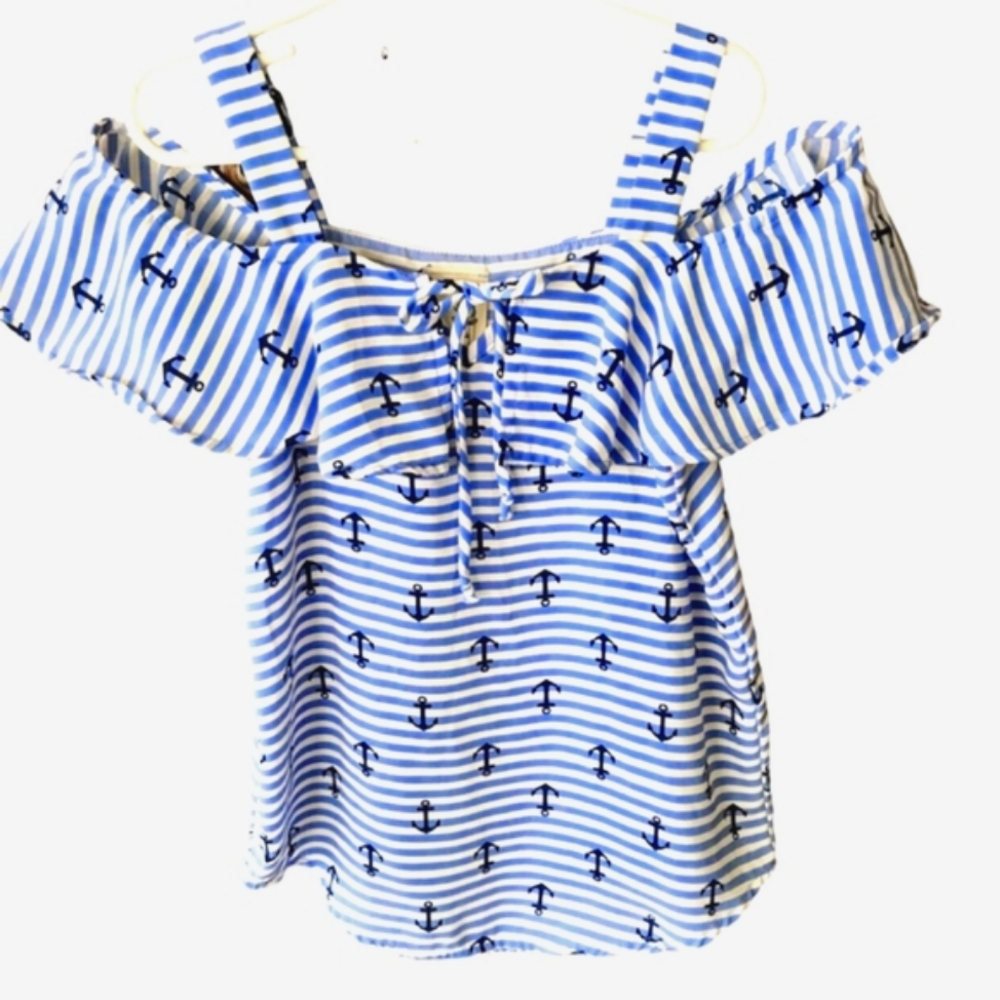 Lily Bleu top NWOT